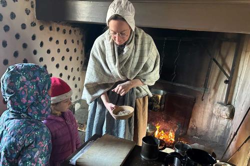 Holiday-Open-House-14