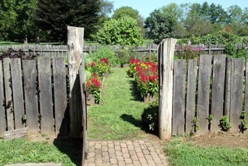 front-entrance-to-garden